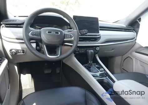 2023 Jeep Compass Latitude 4X4 z USA, uszkodzony, nr VIN 3C4NJDBN5PT524440